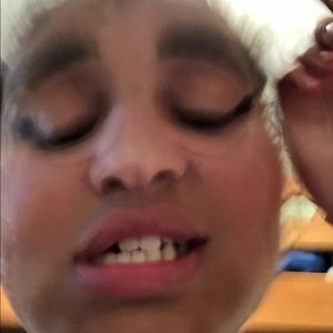 Meet your Posher, Carolyn